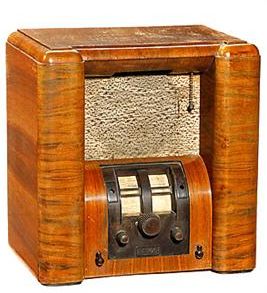 "Reico Atlantis", Max Reinhardt & Co, Berlin 1933, Wellenbereiche:LW, MW, KW.